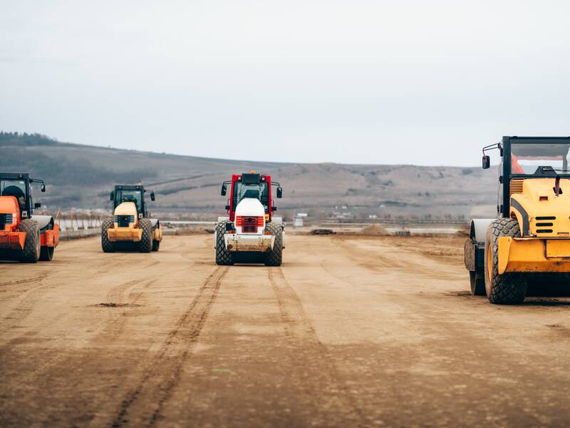 Bagger auf einer STraße